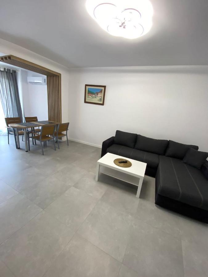 Catedral Apartment Бухарест Экстерьер фото
