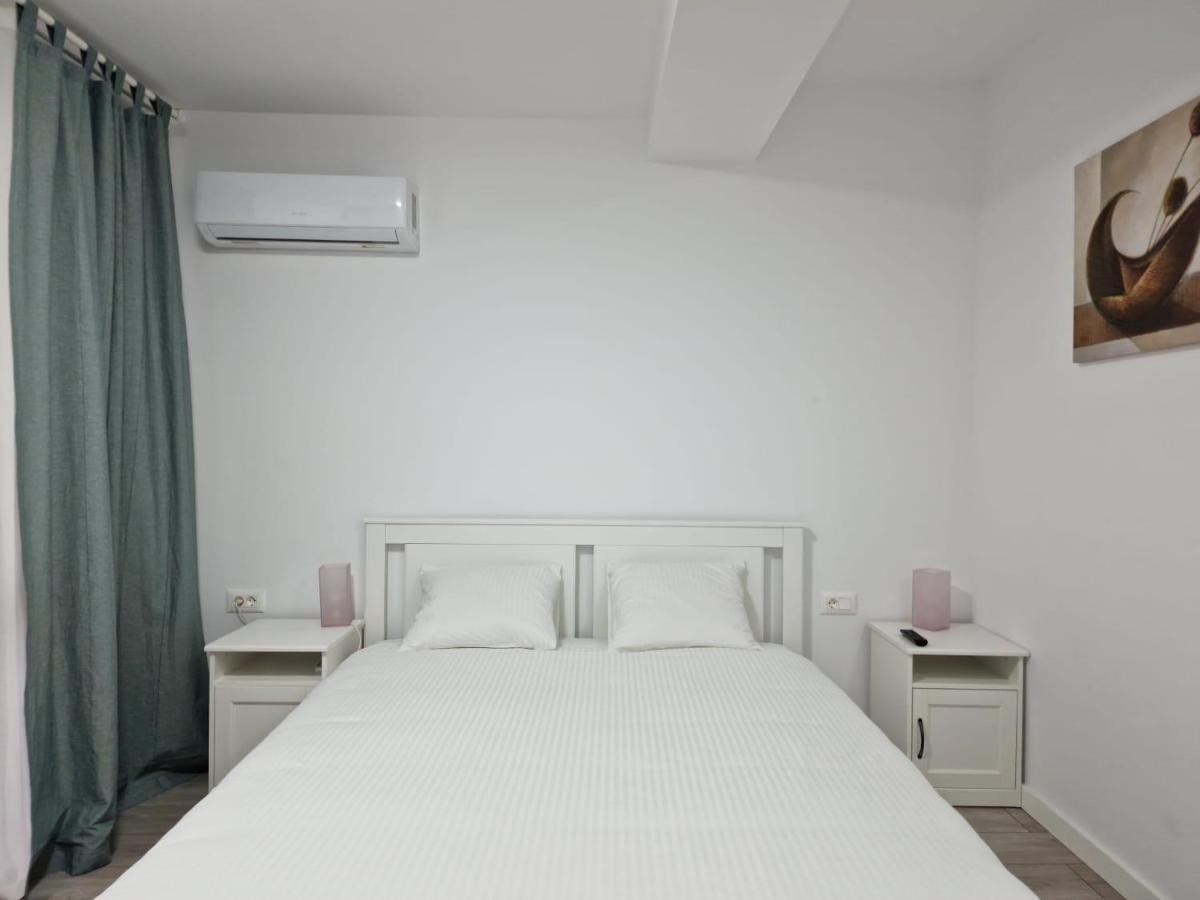 Catedral Apartment Бухарест Экстерьер фото