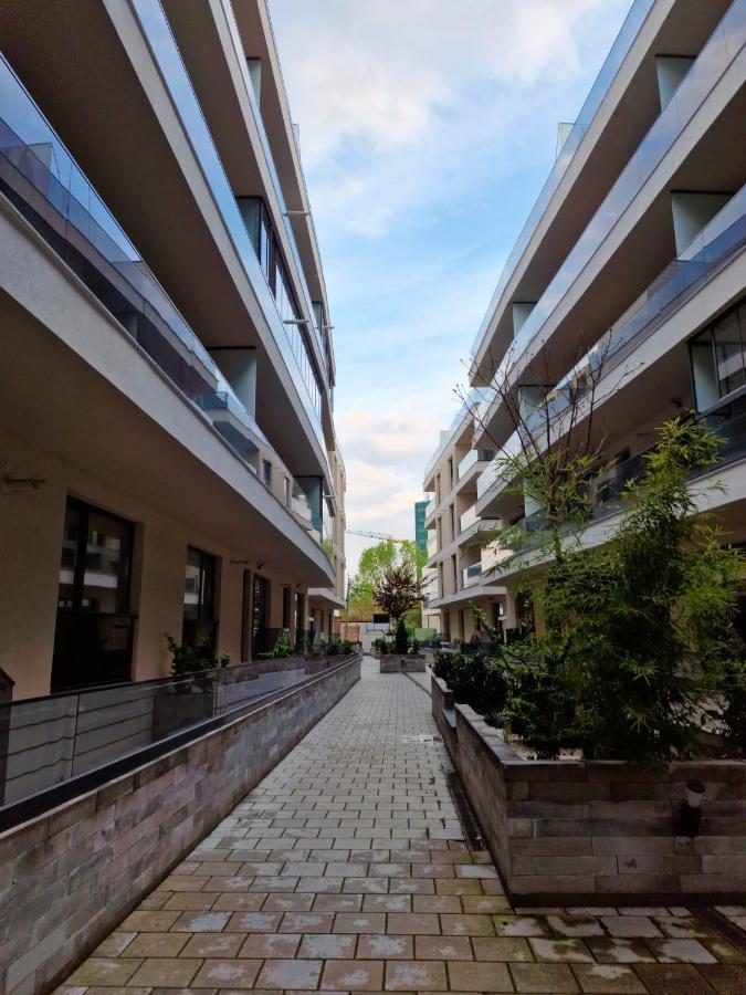 Catedral Apartment Бухарест Экстерьер фото