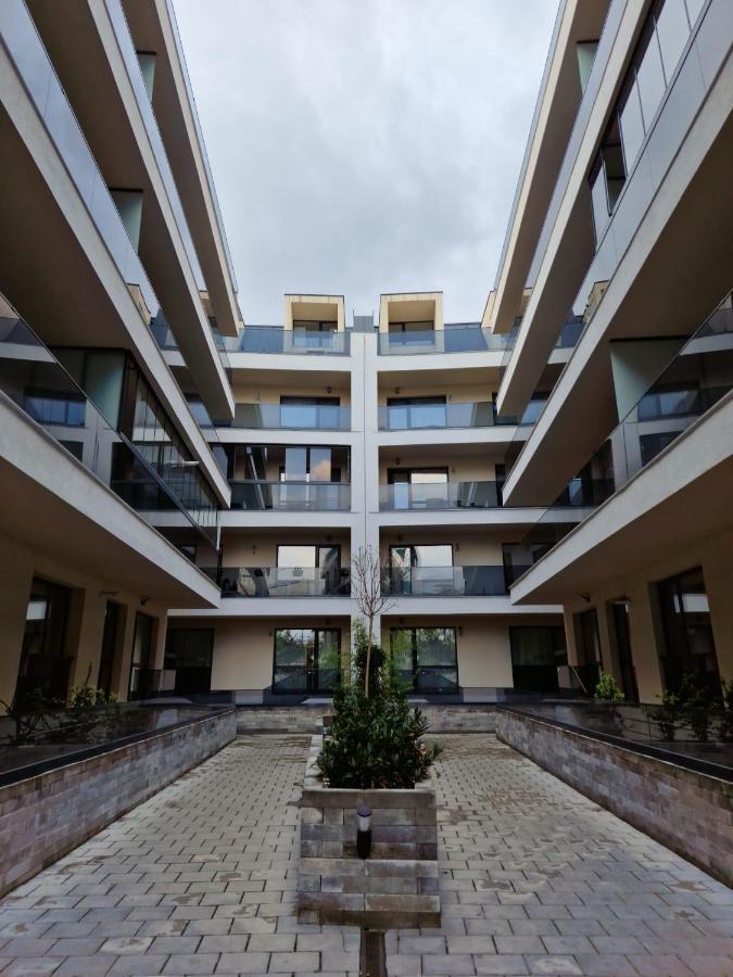 Catedral Apartment Бухарест Экстерьер фото