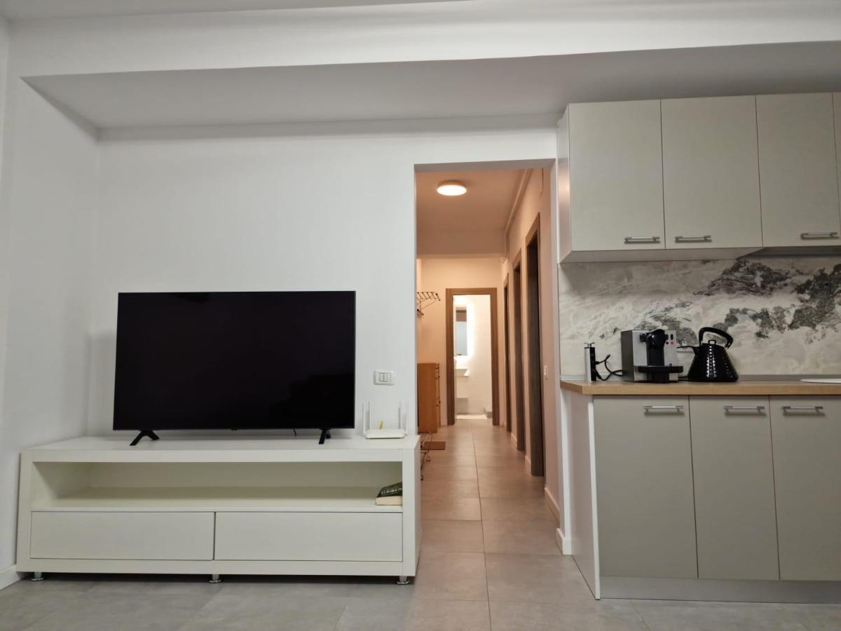 Catedral Apartment Бухарест Экстерьер фото
