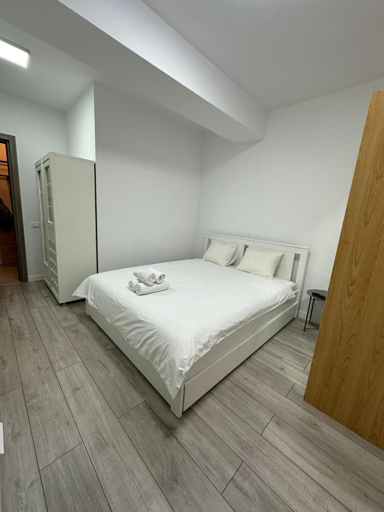 Catedral Apartment Бухарест Экстерьер фото