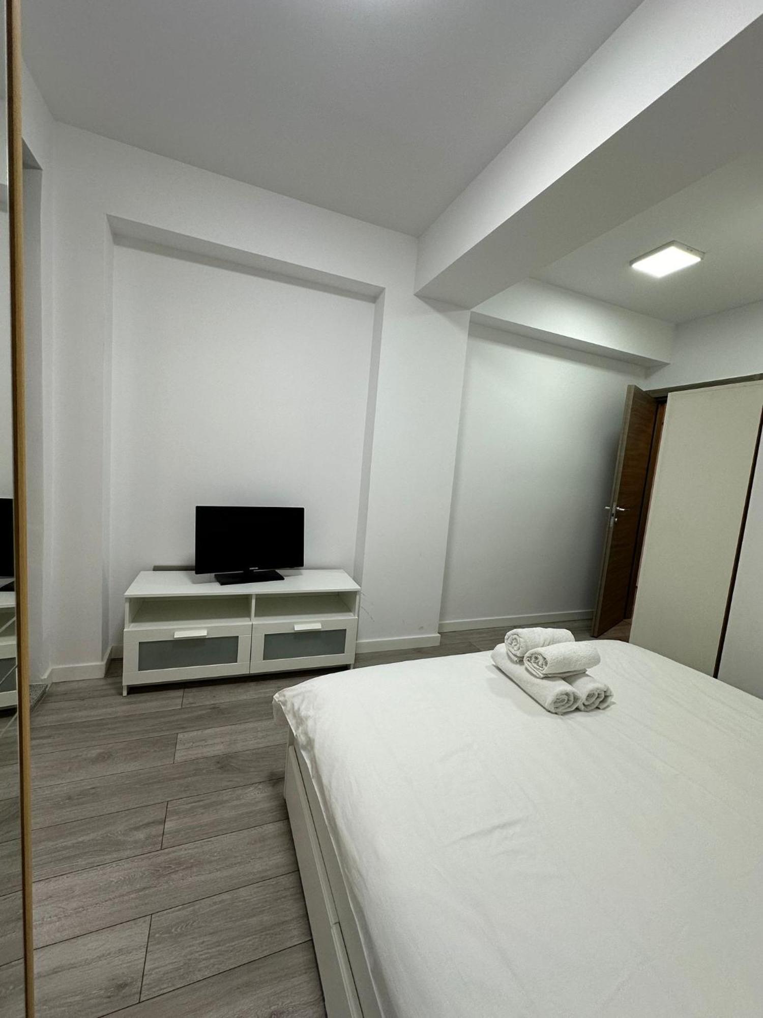 Catedral Apartment Бухарест Экстерьер фото
