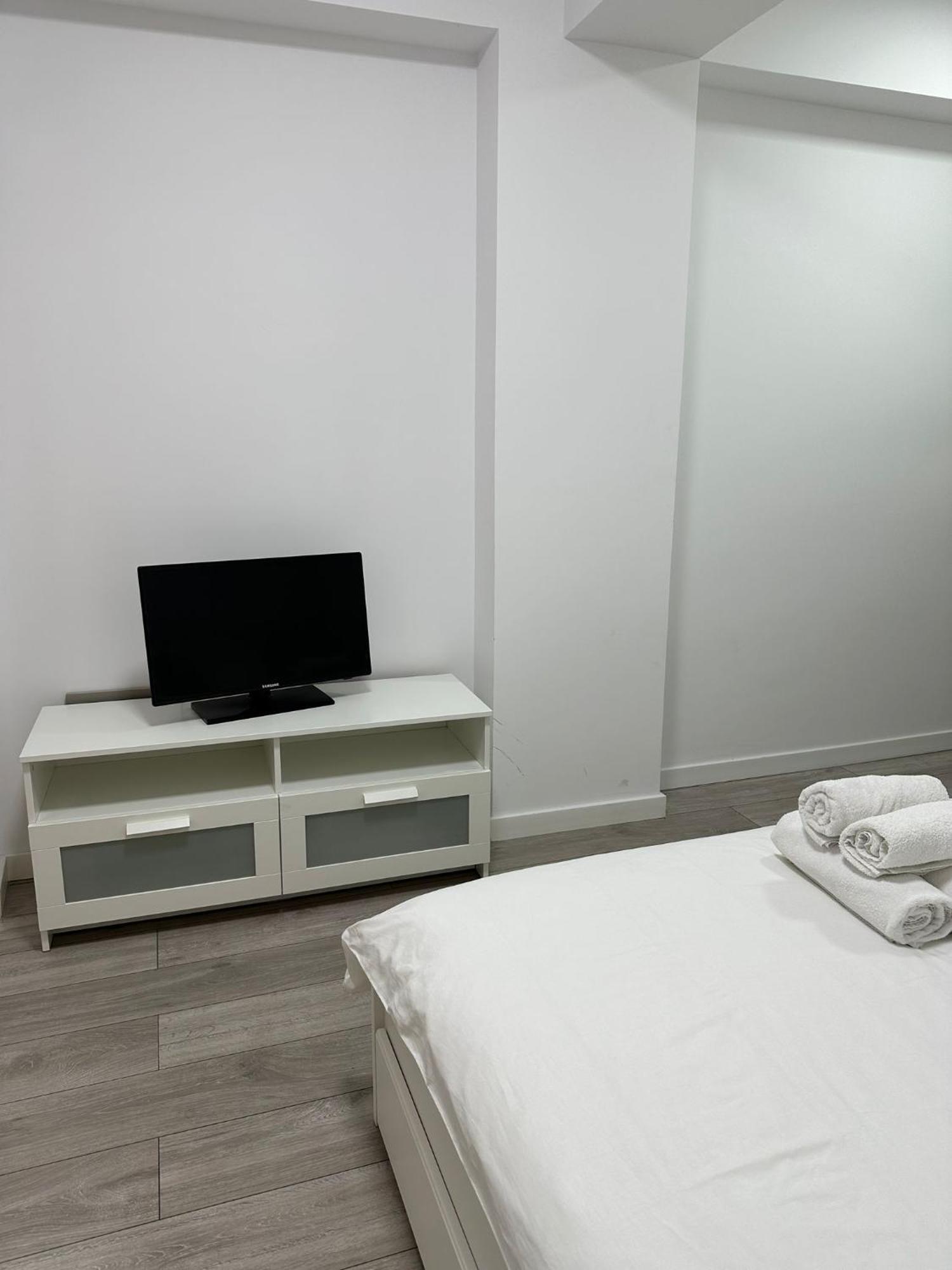 Catedral Apartment Бухарест Экстерьер фото